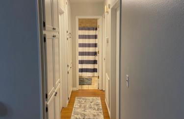 Cozy 3 Bedroom Home in Quiet Neighborhood - Photo 16