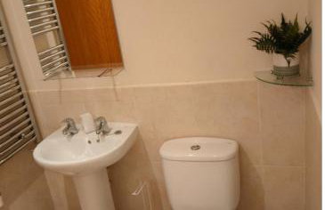 Beautiful cozy 3 bedroom 2 bathroom apartment - Foto 6