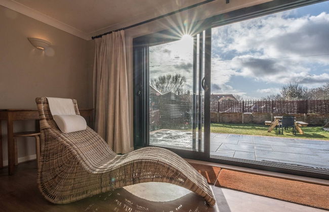 Lovely South-facing Garden, Close to Beach, Aldeburgh - Foto 18