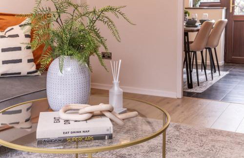 Central Birmingham Luxury House, Sleeps 6 people - 10 mins from Solihull NEC, JLR, BHX Airport, Resorts World - Foto 14