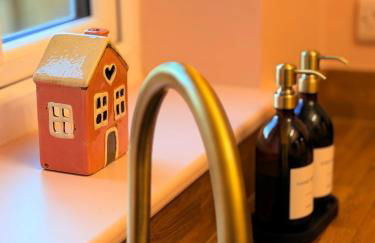 Carpenters Cottage Derbyshire, with romantic 4 poster bed - Foto 13