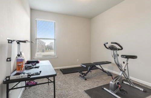 5BR 3BA Waterfront Home Near Highway and Area Attractions - Foto 7