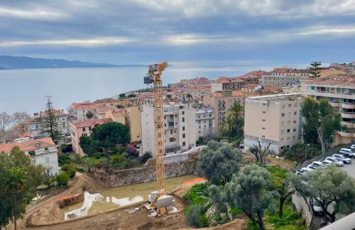 Grand T2 STANDING AJACCIO Proche centre et plages VUE PANORAMIQUE PARKING PRIVE - Foto 50