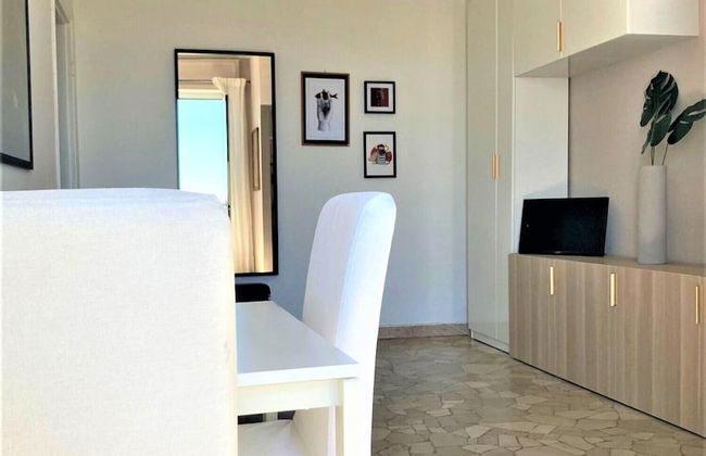 Bright studio with balcony - Visconti 14 - Foto 9