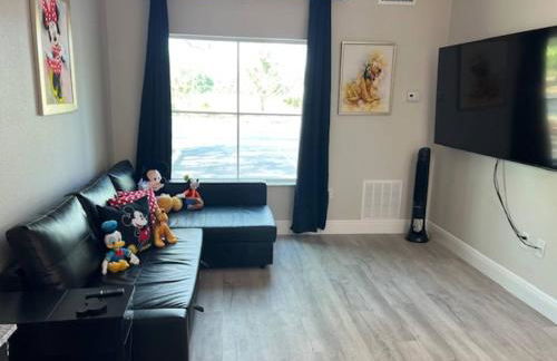 Disney Epic 1st Floor Shuttle - Foto 67