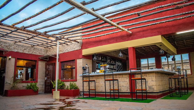 Bar (en el alojamiento)