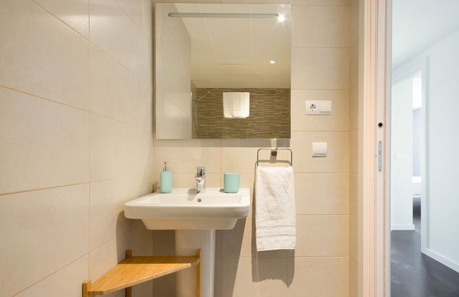 Olala Port Forum Apartments - Photo 25