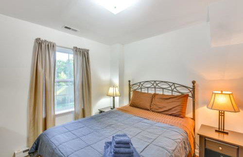 Pet Friendly with Fire Pit Walk to the Beach! - Photo 20