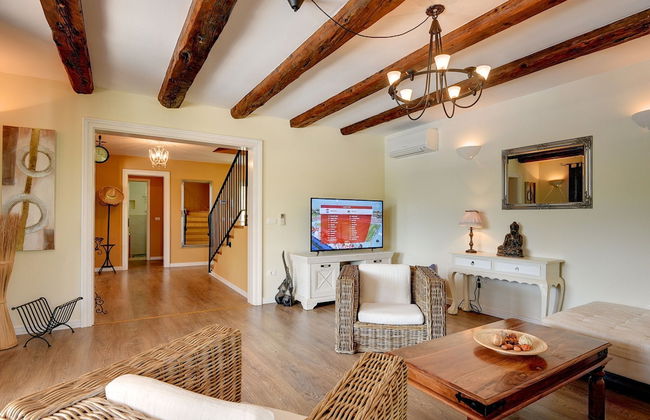 Detached Villa With Swimming Pool in the East of Istria Near the Sea - Foto 11