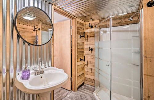 Take 5 Retreat with Hot Tub Relax, Rest, Refresh! - Foto 16