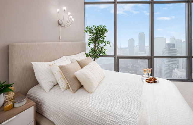 QuickStay Two-Bedroom Condo - Photo 3