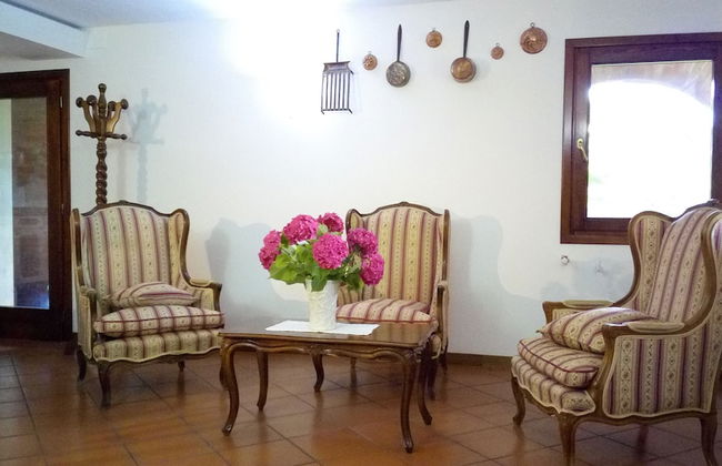 Comfortable House - Garden and Parking - Photo 7