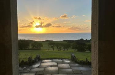 Inglewood - Historic retreat with incredible sea views - Photo 23