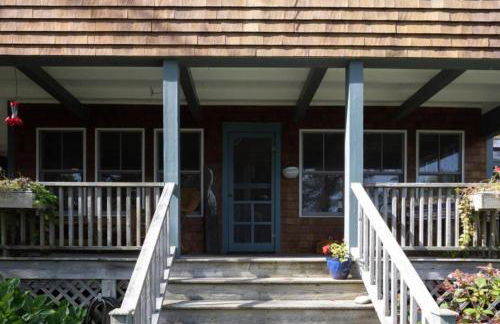 Charming Cottage Rental with Breathtaking Ocean Views on Peaks Island, Maine - Foto 17