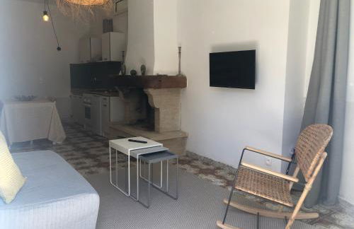 La Tour- Pigeonnier Provençal - Mas des Sous Bois - Foto 5