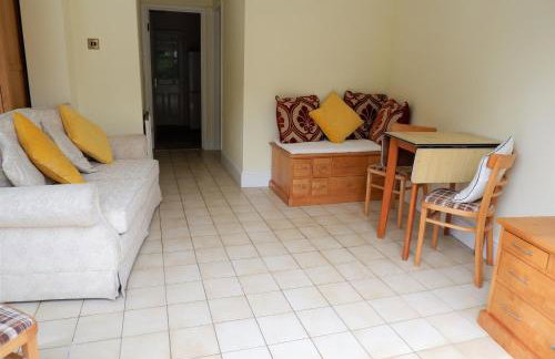 Colchester Sunny Apartment with Pool and EV Car Point - Foto 12