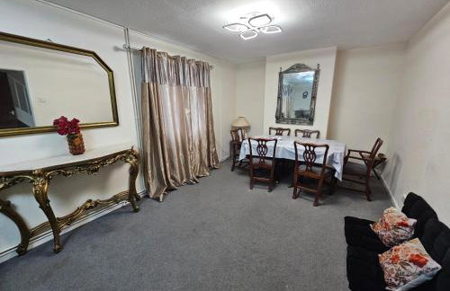 Peterborough Nice House with garden free parking - Foto 22