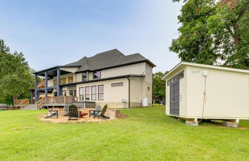 Hot Tub, Fire Pit! High-End Cedar Creek Lake Haven - Foto 34