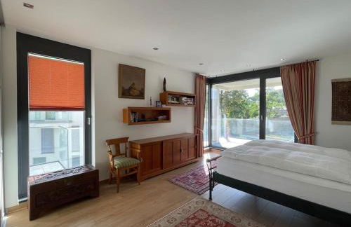 Lovely 2 bedroom apartment with free parking - Foto 33