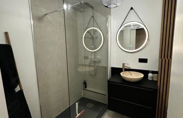 Charmant Studio Neuf, Hypercentre, Parking, Balcon - Foto 2