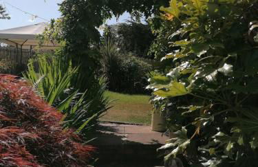 The Beeches - Foto 23