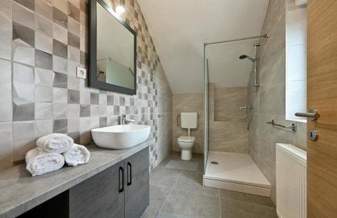 Lovely Home In Luzan Biskupecki - Foto 32