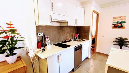 Family Suite with Terrace Garden - Photo 5