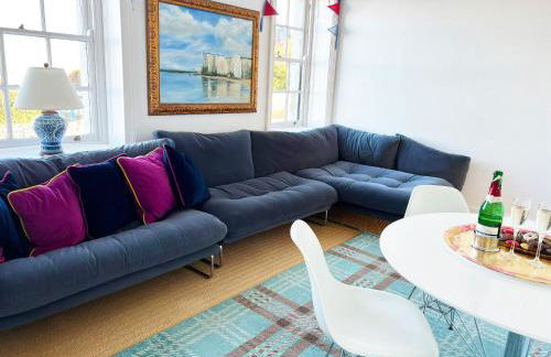 Broadstairs Beach Holiday Apartments, seafront stays opposite Kingsgate Bay with a parking space - Foto 7