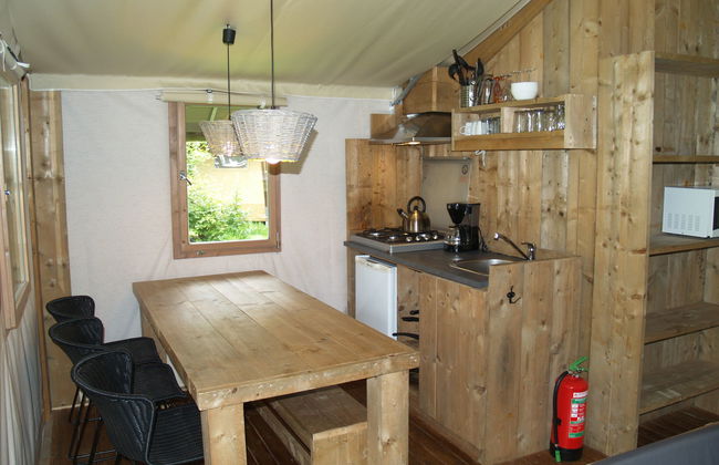 Four Season Lodge 6 - Photo 1