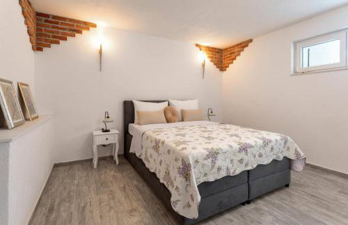 Holiday House Ivan with heated pool - Photo 49