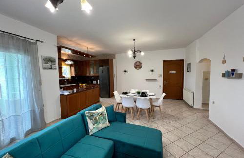 Countryhouse with Garden - Photo 1