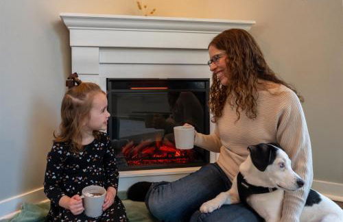 Secluded Home Walk to Marina GameRoom & HotTub - Foto 12