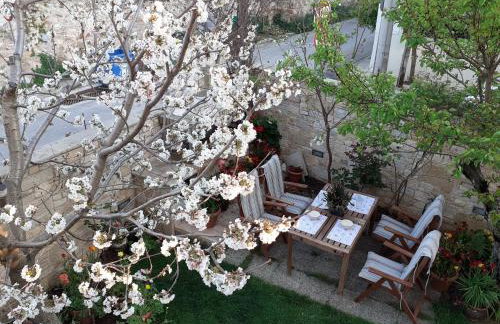 Near the Airport & near the Metro and Suburban station"PEANIA-KANTZA" - Foto 1