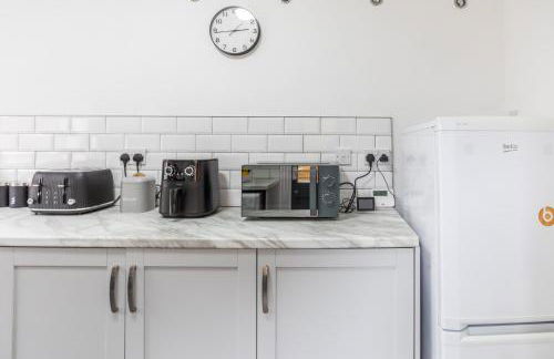 Modern 3BD House - Free parking - Fast WiFi - Foto 12