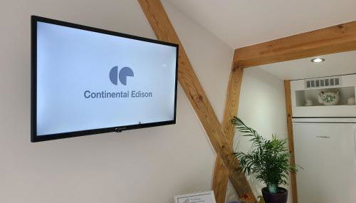 - - - - -Les Colombages - - - - Chambre d'hôtes-Gîte- Classement Gîte 3 étoiles - Foto 4