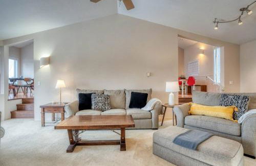 Lakefront Estate w Private Beach on Flathead Lake - Foto 51