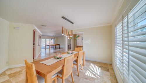 Villa En-haccore & Walfare next to ELRIO Golf Club-Heated Pool - Foto 2