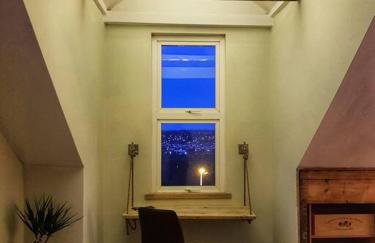 Self-contained Attic Flat, 15 mins from the centre - Foto 4