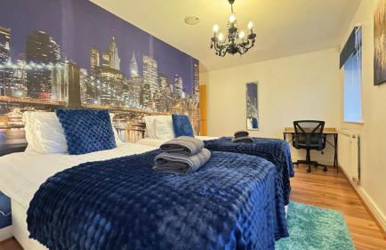 Spacious 2-Bedroom Duplex with Jacuzzi Bath and Free Gated Parking - Foto 10