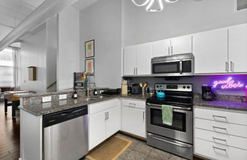 Downtown Indy 2BR - Stadium, Convention - Arcade Games - Skywalk - Foto 39