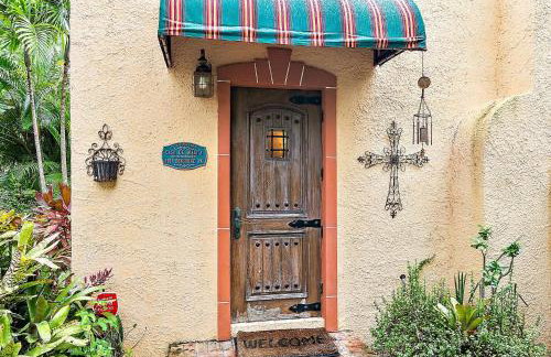 Casa De Marita - Backyard Bliss with Pool in Historic Sunshine Park - Foto 19