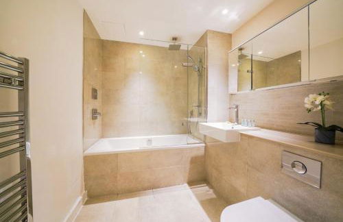 Executive 1 Bed Apartment in Central London near Victoria Station FREE WIFI by City Stay Aparts London - Photo 8