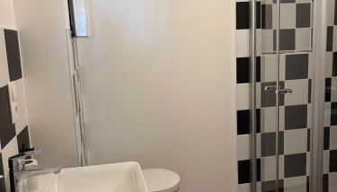 Ferienwohnungen Hafenkabinett, 25529 - Foto 5, Shower