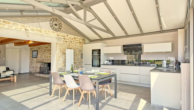 Kitchen / Dining Room