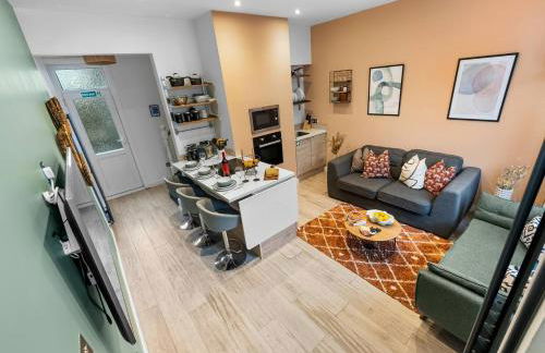 Aylesbury House 3 En-suite Bedrooms Parking Pets - Photo 22