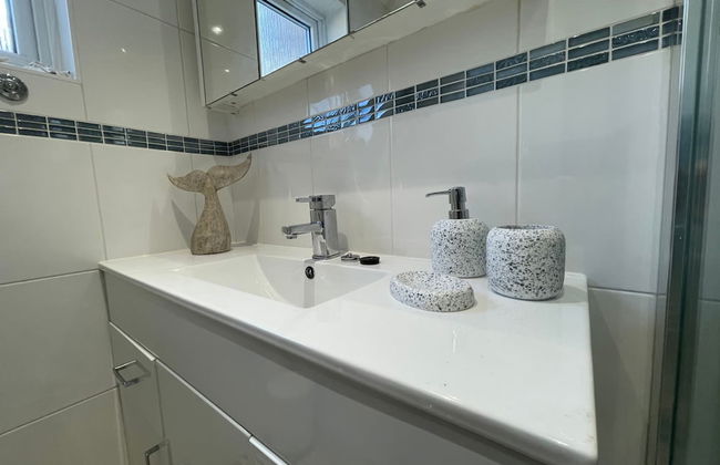 Blissful Bay Just a Stone s Throw Away - Foto 29