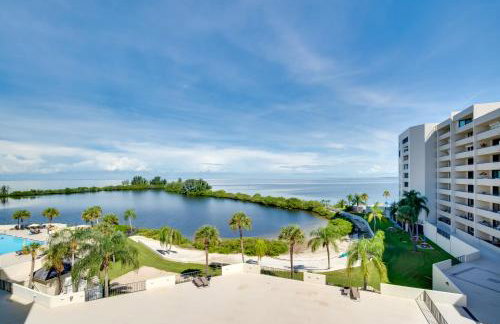 Pool Access Waterfront Hudson Condo! - Foto 3