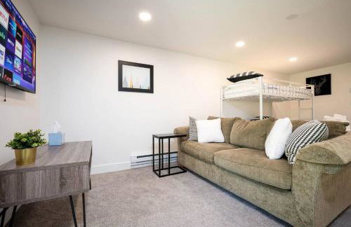 Welcoming Wolf Getaway WL1405 Ski Escape Hot Tub - Foto 23