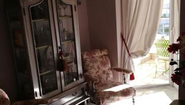 Marbella House - Photo 4