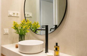 Donoso Cortes & Free parking by ELE Apartments - Photo 21